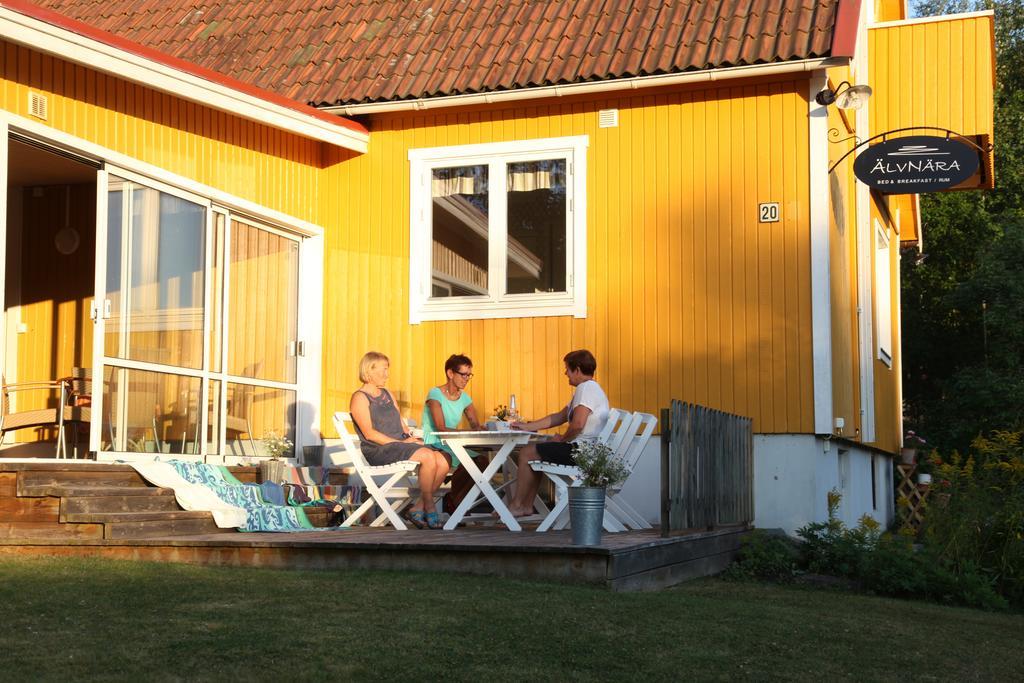 Aelvnaera Bed & Breakfast คาร์ลสตัด ภายนอก รูปภาพ