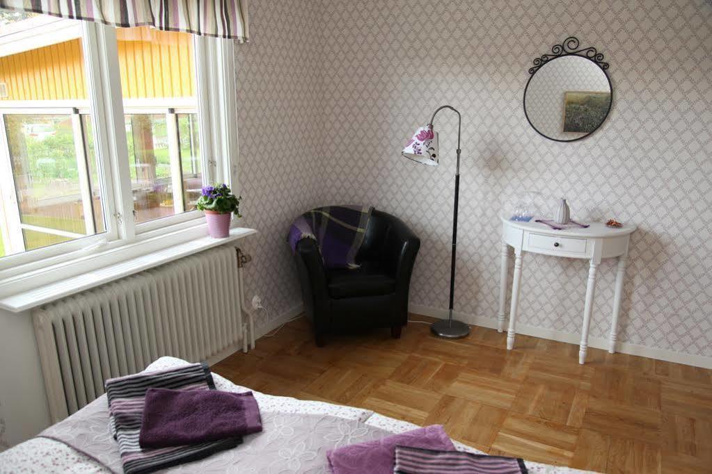 Aelvnaera Bed & Breakfast คาร์ลสตัด ภายนอก รูปภาพ